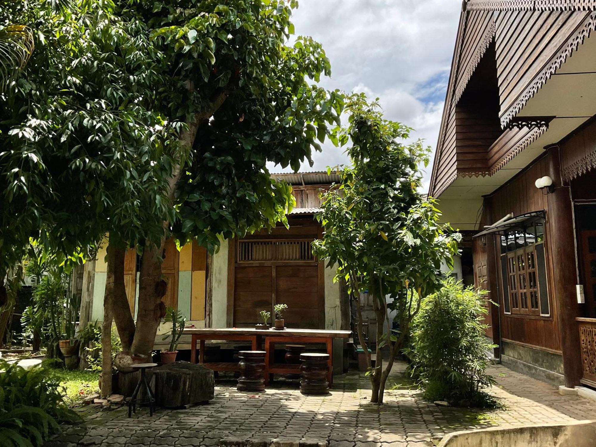 Cabinthai Mae Chaem Exterior photo
